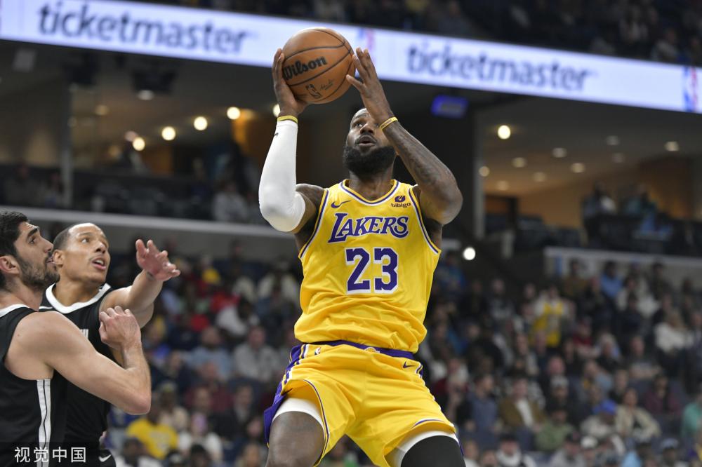 借助熟练的 借助熟练的